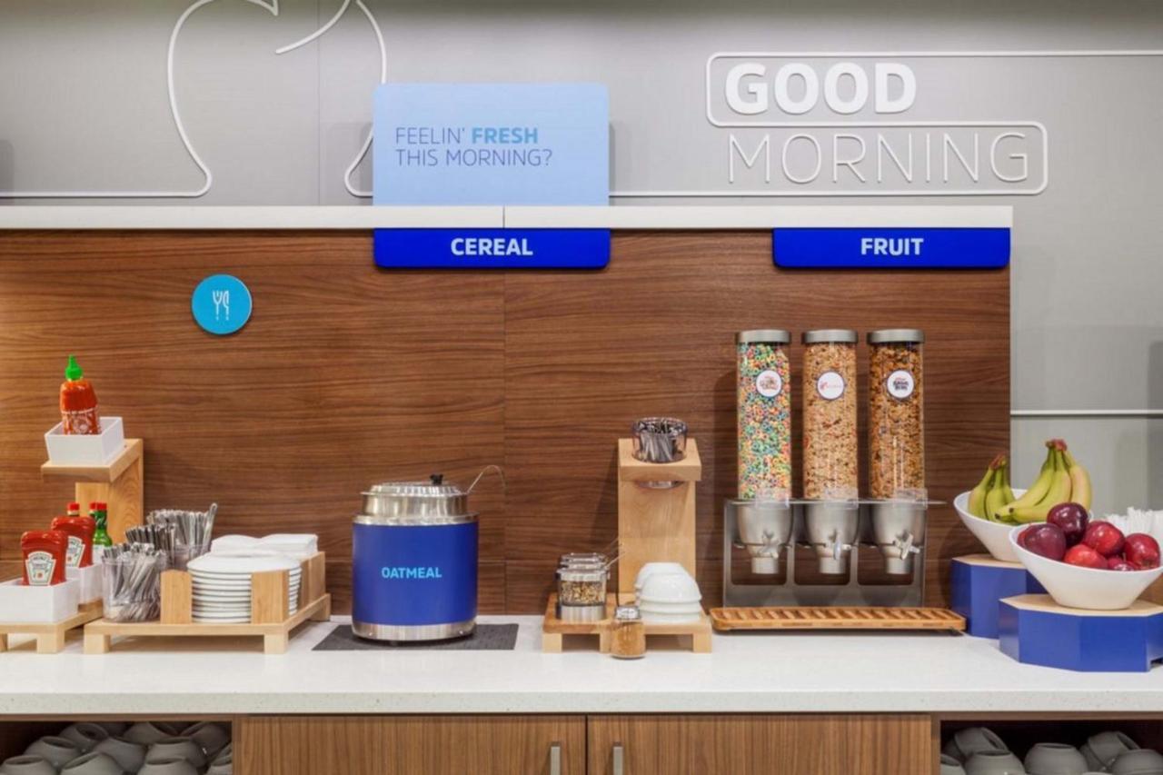 Holiday Inn Express Hotel & Suites Bellevue-Omaha Area By Ihg Екстериор снимка
