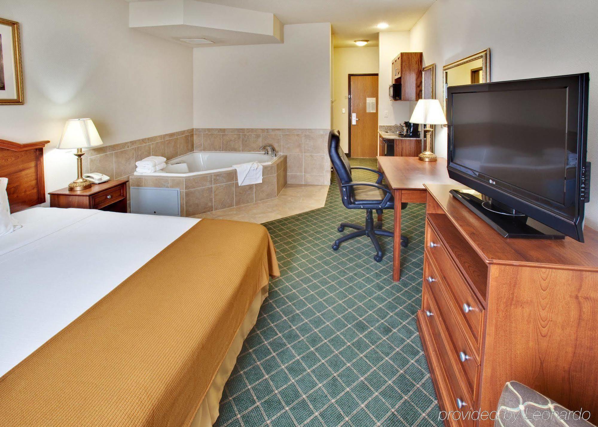 Holiday Inn Express Hotel & Suites Bellevue-Omaha Area By Ihg Екстериор снимка