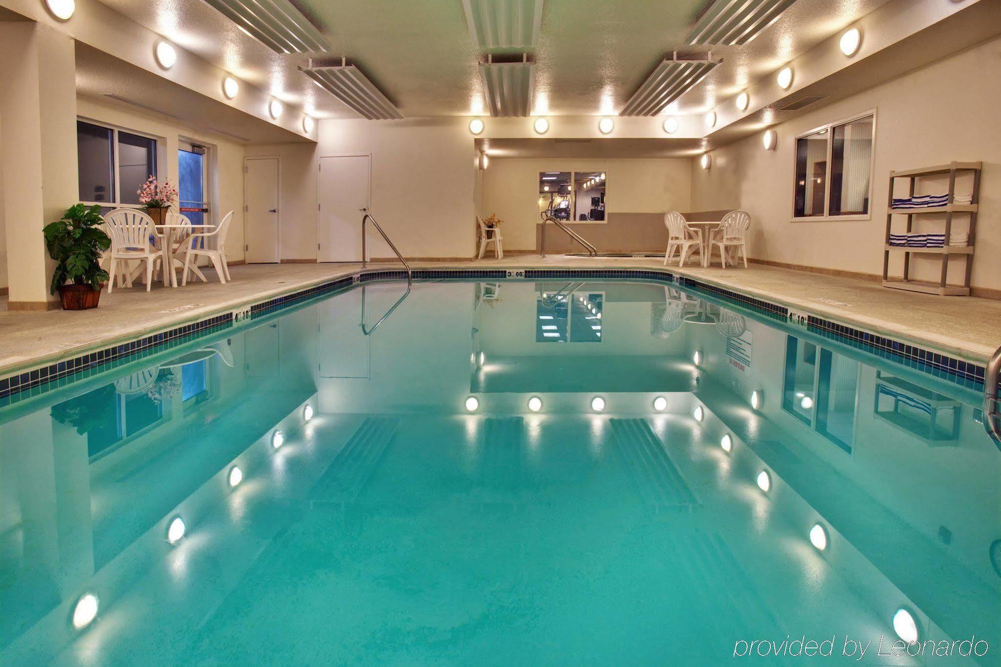 Holiday Inn Express Hotel & Suites Bellevue-Omaha Area By Ihg Екстериор снимка