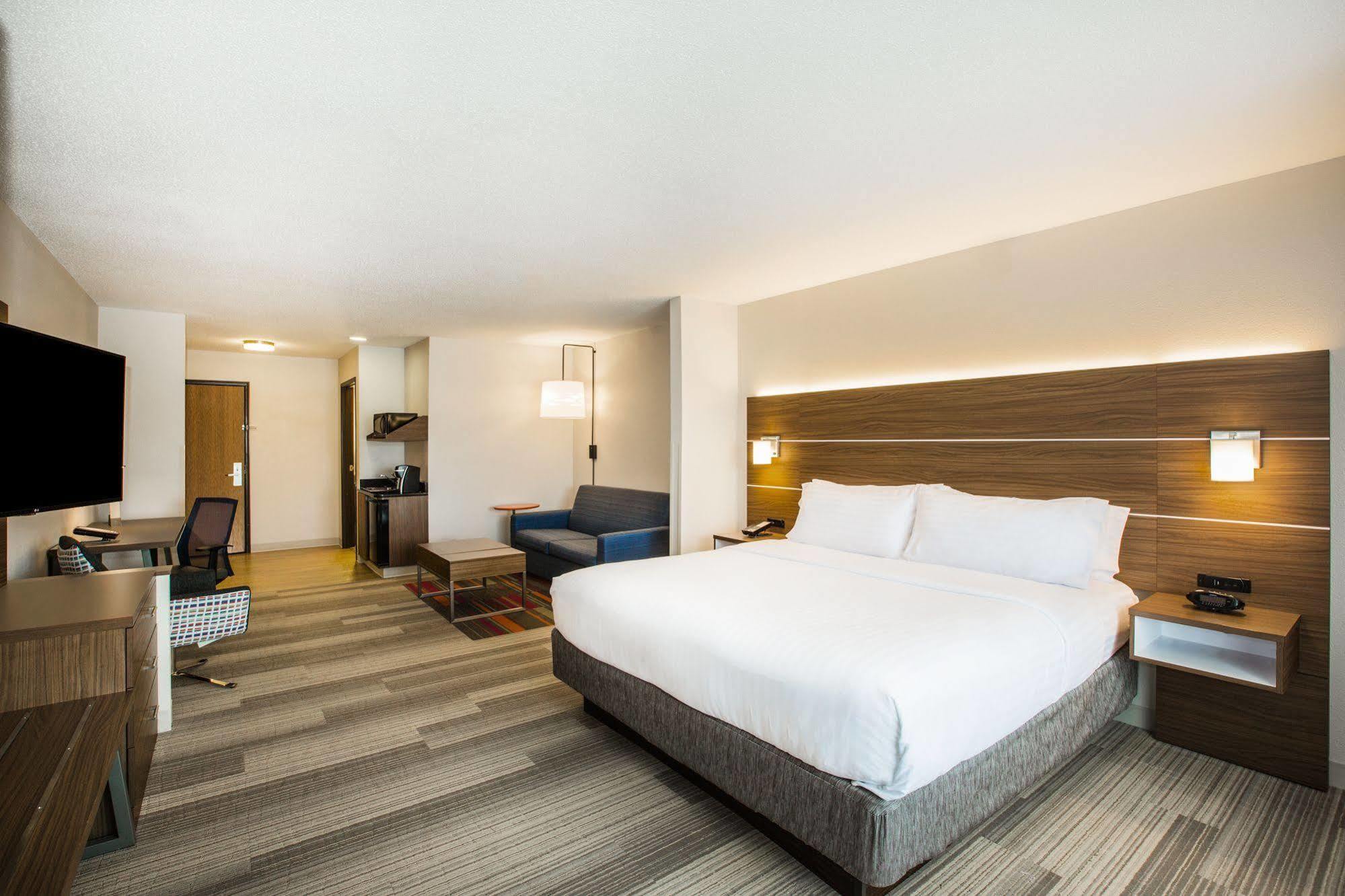 Holiday Inn Express Hotel & Suites Bellevue-Omaha Area By Ihg Екстериор снимка